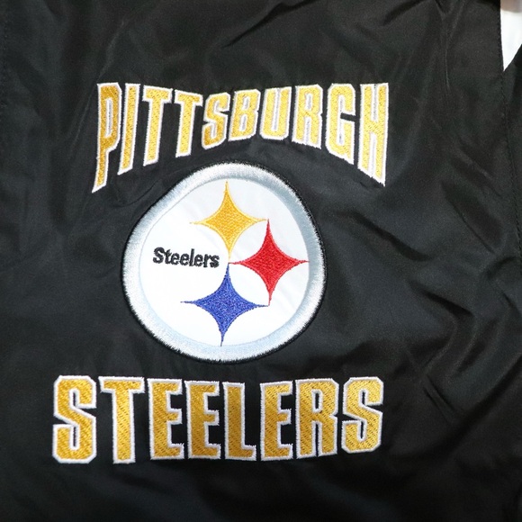 Men’s Reversible Steelers Jacket - Picture 4 of 6